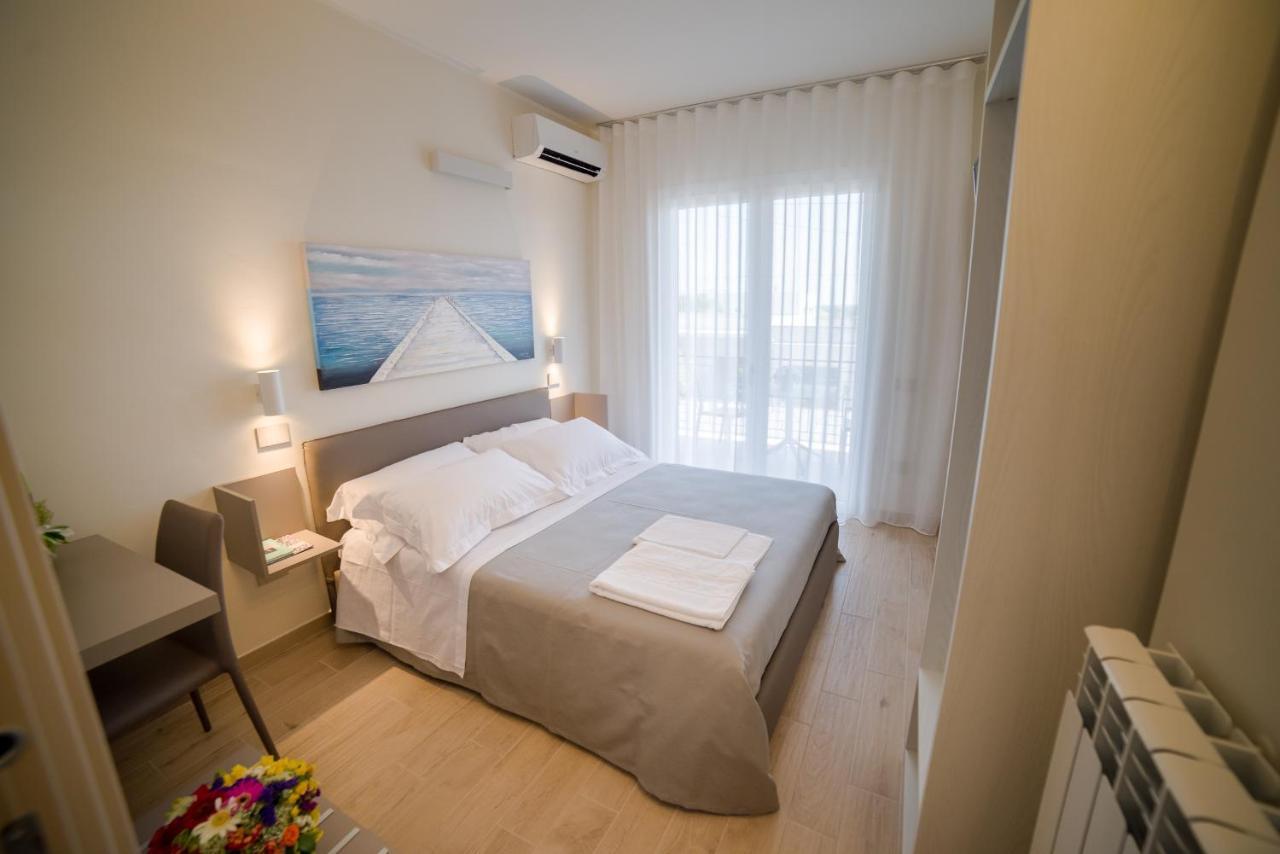 Kamilia Guestrooms San Cassiano  Екстер'єр фото