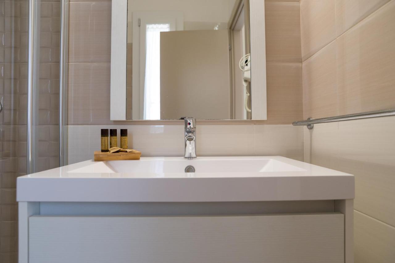 Kamilia Guestrooms San Cassiano  Екстер'єр фото